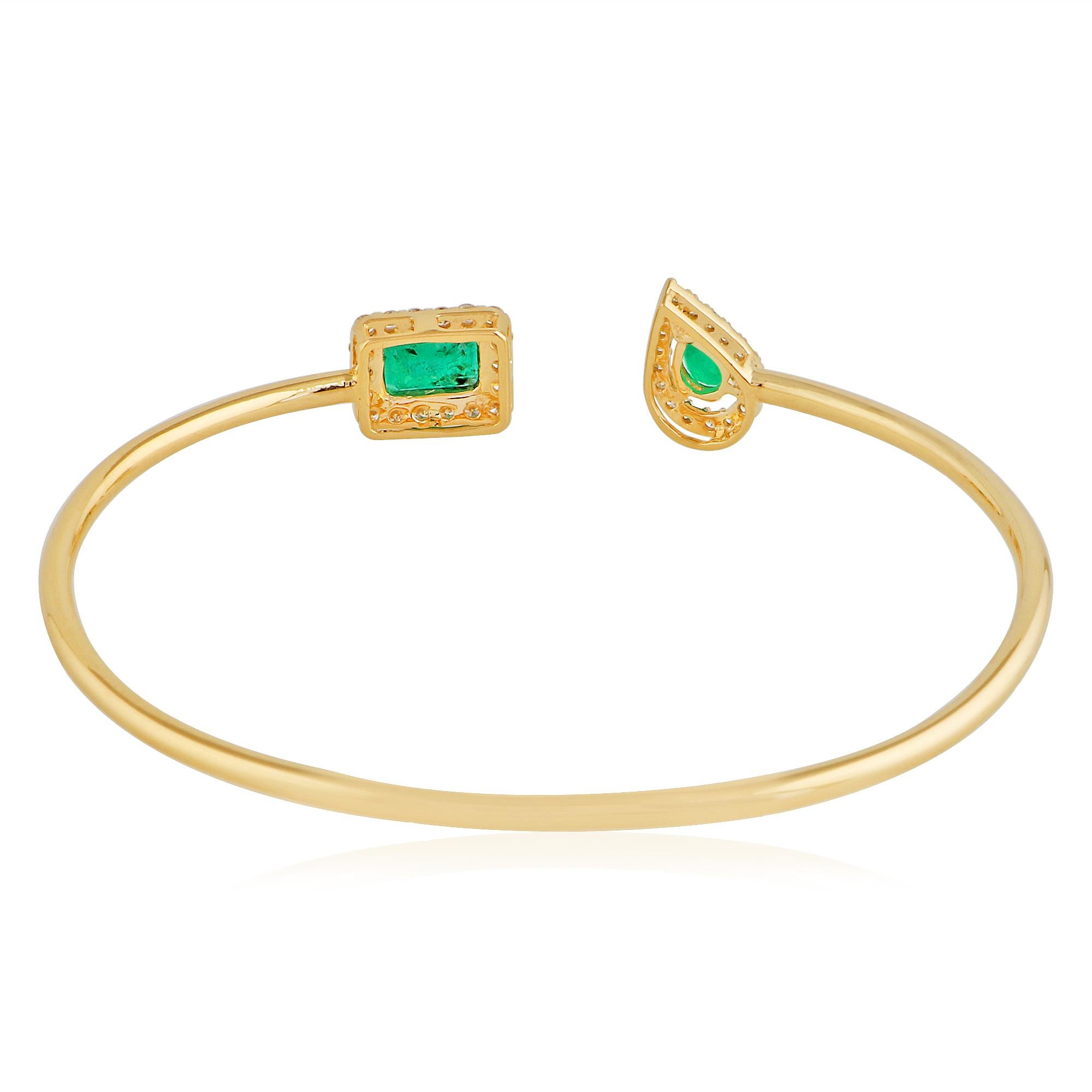 Women's Natural Emerald Gemstone Cuff Bangle Bracelet Pave Diamond 14 Karat Yellow Gold For Sale