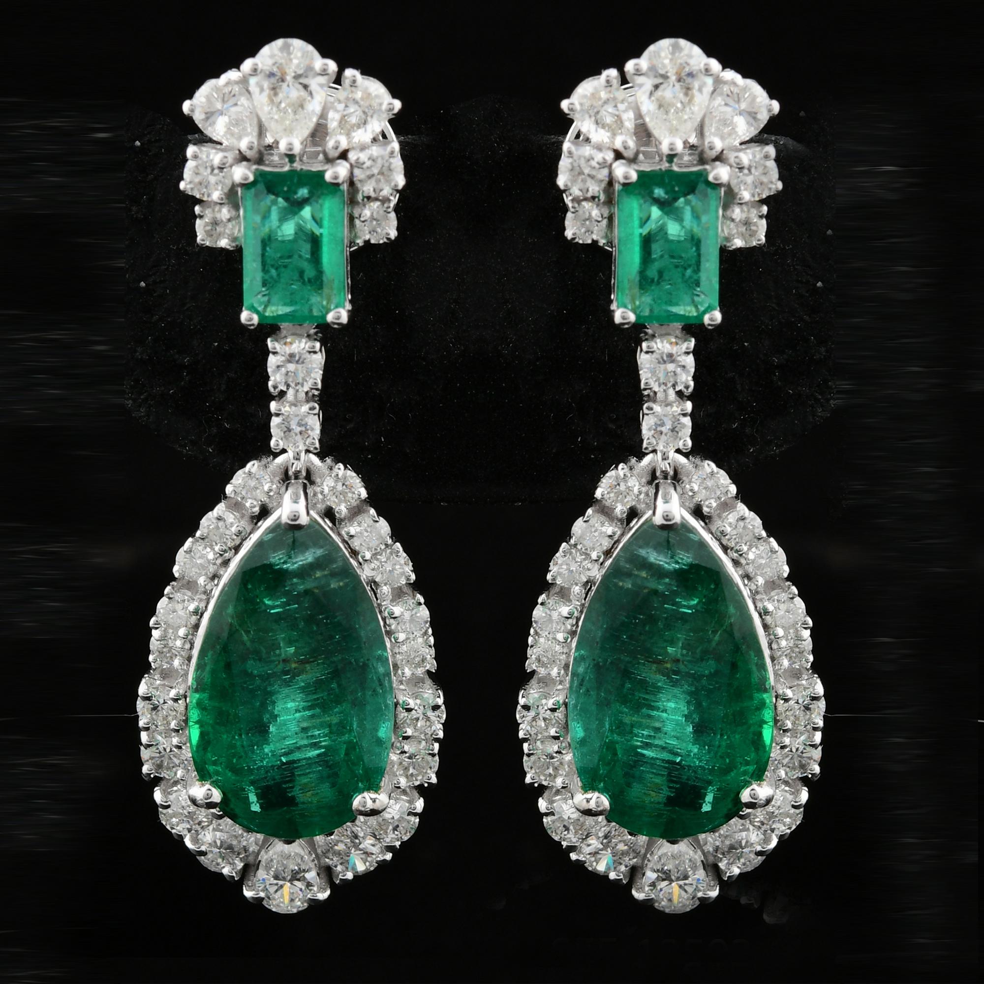 Women's 7.20 Carat Emerald Gemstone Dangle Earrings 1.93 Ct Diamond 14 Karat White Gold For Sale