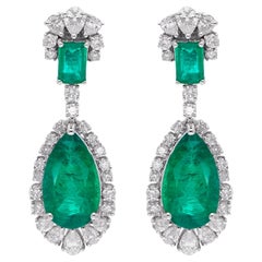 Pendientes Colgantes Esmeralda 7,20 Quilates 1,93 Quilates Diamante Oro Blanco 14 Kilates