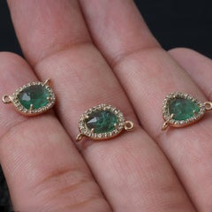Joyas con esmeraldas naturales y pavé de diamantes en oro amarillo macizo de 14k