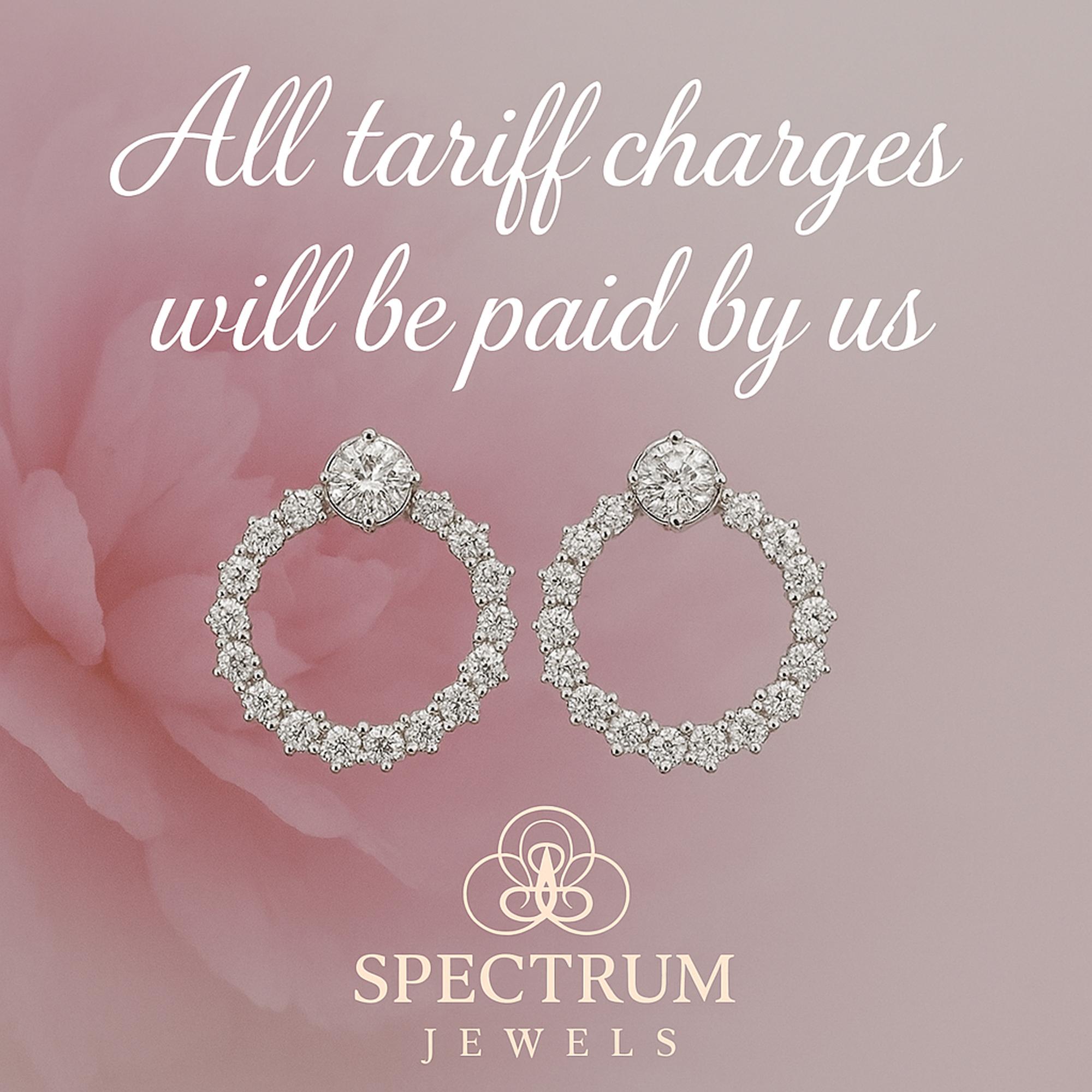 Boucles d'oreilles en or blanc 18 carats avec diamant et pierre d'émeraude naturelle. Pour femmes en vente