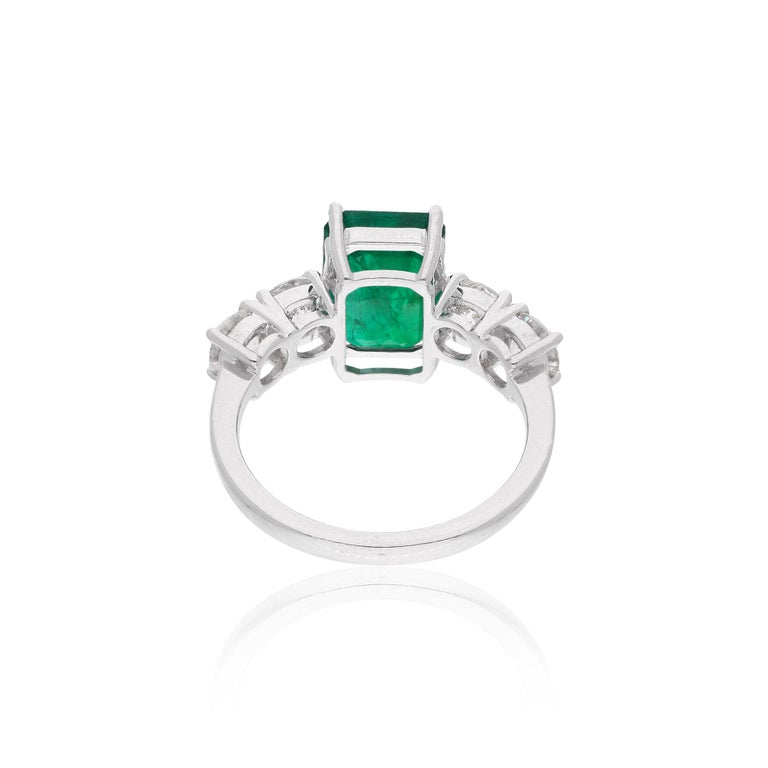 natural-emerald-gemstone-ring-diamond-18-karat-white-gold-handmade-fine