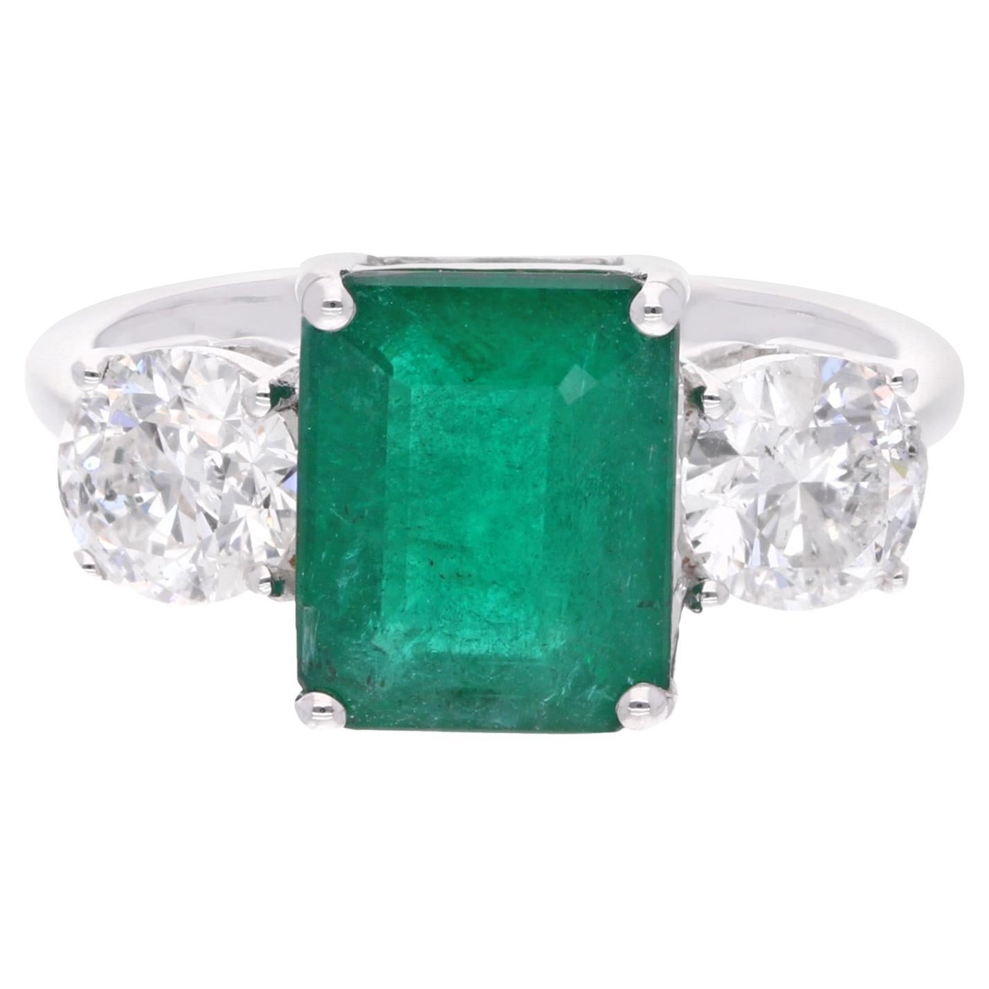 Natural Emerald Gemstone Ring SI Clarity HI Color Diamond 14 Karat White Gold