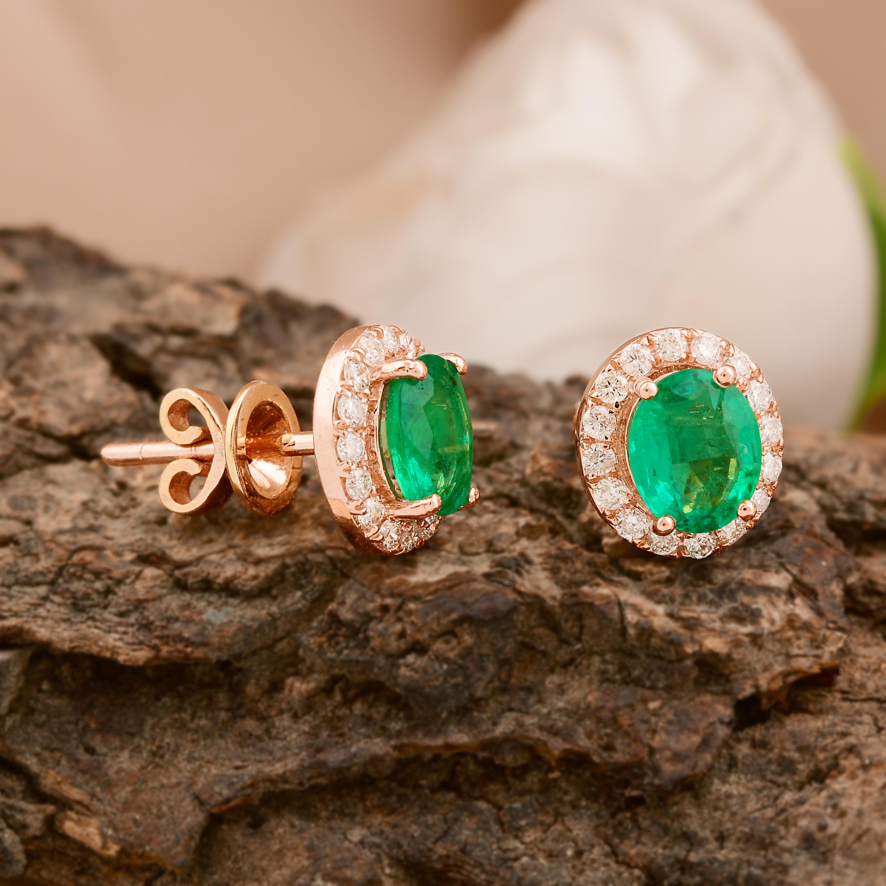 Taille ovale Nature Emerald Gemstone Stud Ears Diamond 10 Karat Rose Gold Fine Jewelry en vente