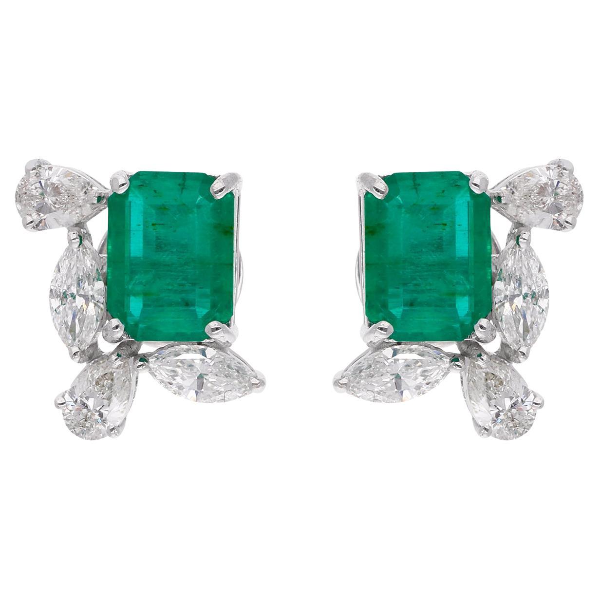 Orecchini a perno con gemma di smeraldo naturale, diamante a pera e marquise, oro bianco 18 carati