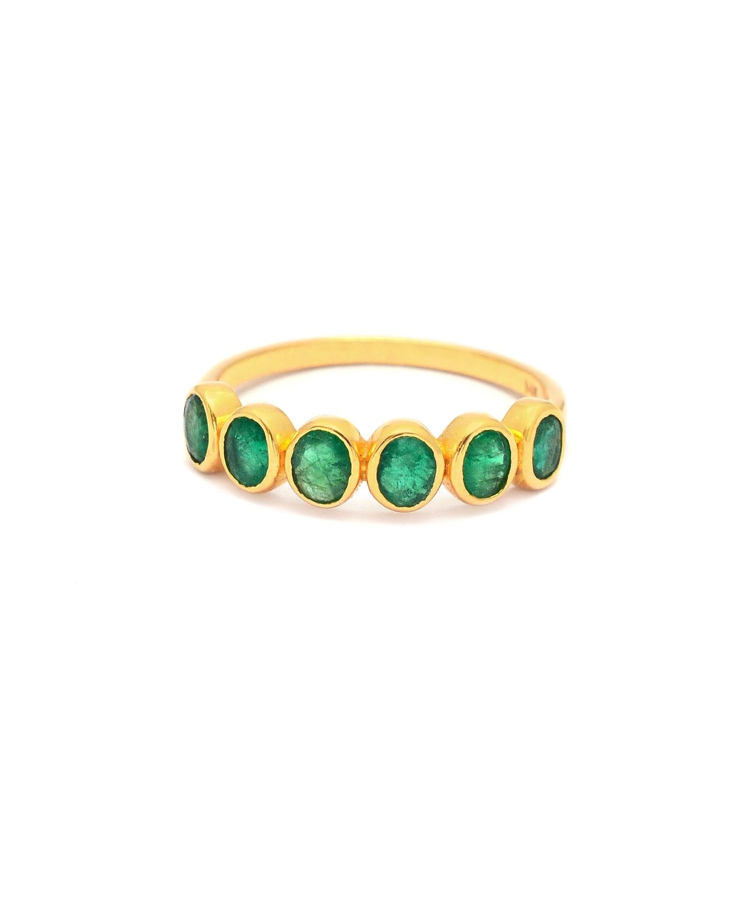 Natürlicher Smaragd-Goldring aus 14K (Zeitgenössisch) im Angebot