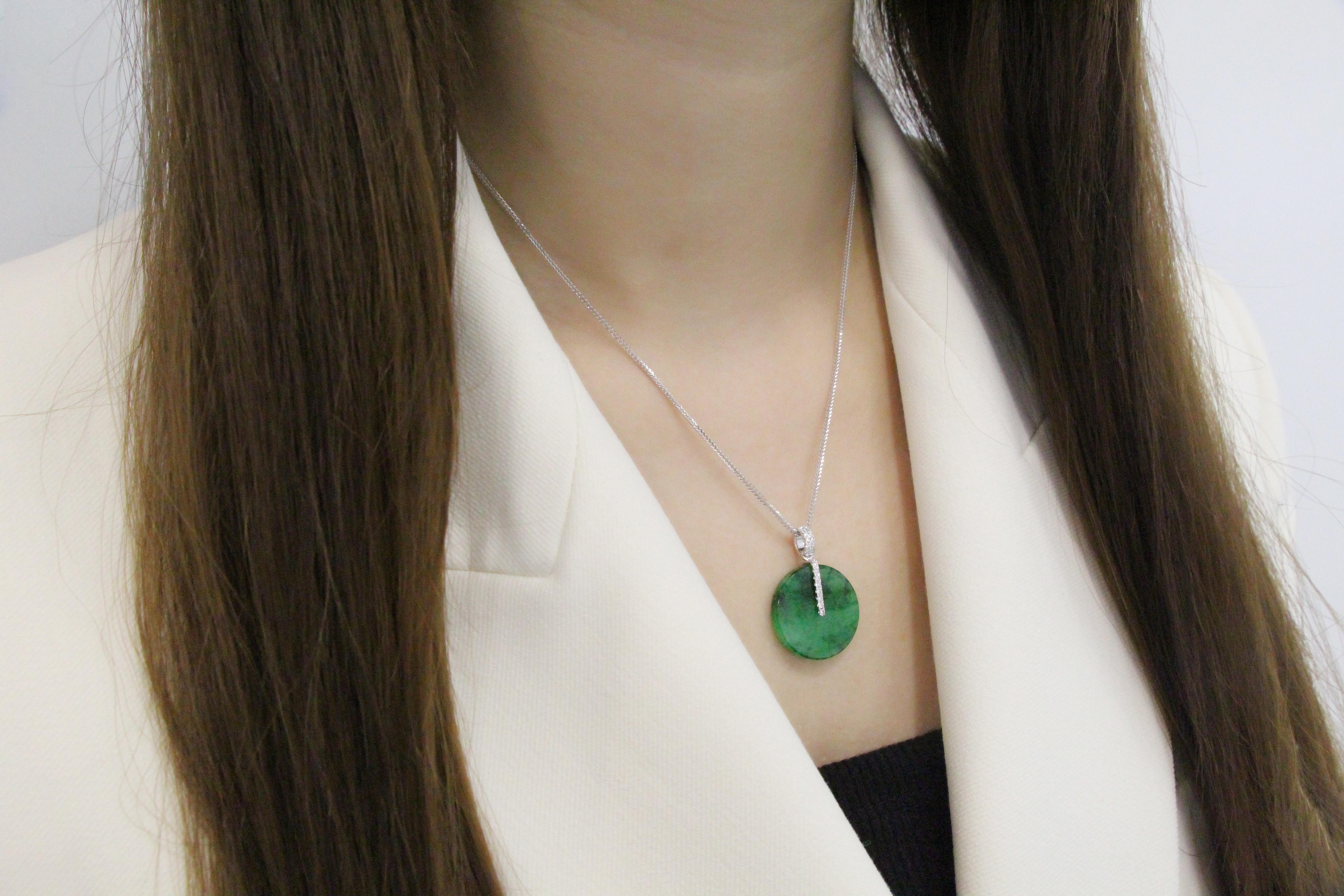 Natural Emerald Green Jadeite and Diamond Pendant in 18K Gold with Necklace For Sale 1