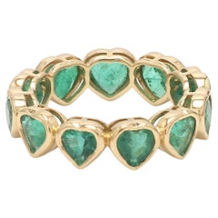 Bague en or 18 carats avec émeraude naturelle taillée en cœur