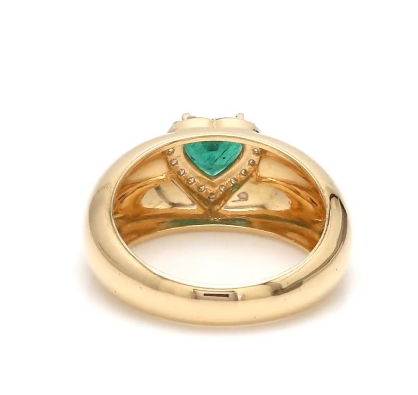 Anillo corazón esmeralda natural cúpula diamante en oro de 18k en venta 2
