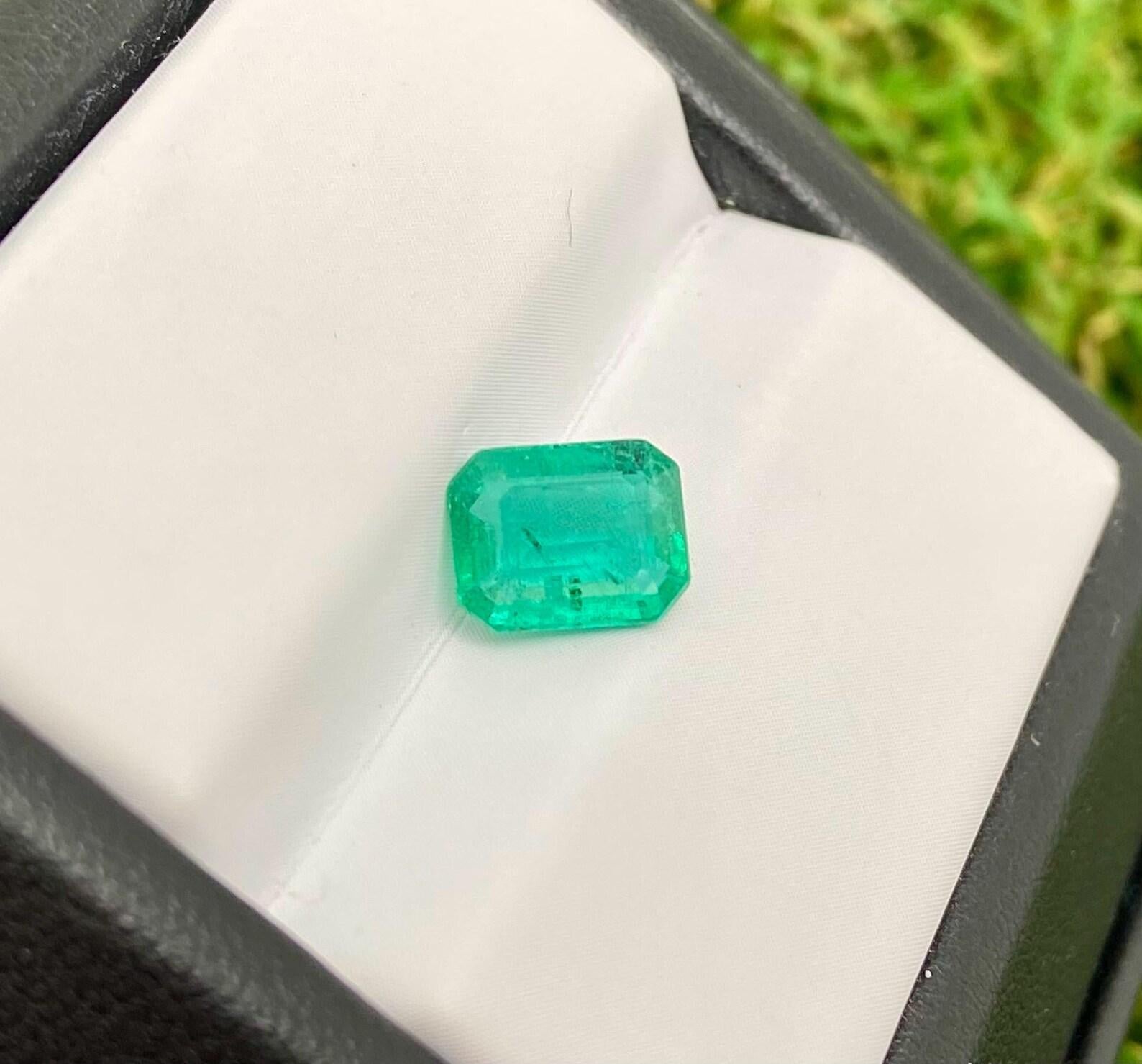 Natürlicher Smaragd lose Edelstein 1.04 ct, Smaragdschliff, Herkunft Sambia, Zertifikat im Zustand „Neu“ im Angebot in Daugavpils, LV