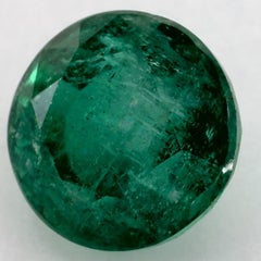Natural Emerald Loose Gemstone, 8.18 Carat, Oil Treated, 11mm Round