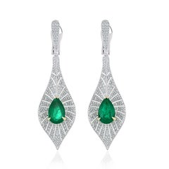 Natural Emerald Louts Drop Earrings Diamond 18kt White Gold