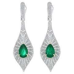 Natural Emerald Louts Drop Earrings Diamond 18kt White Gold