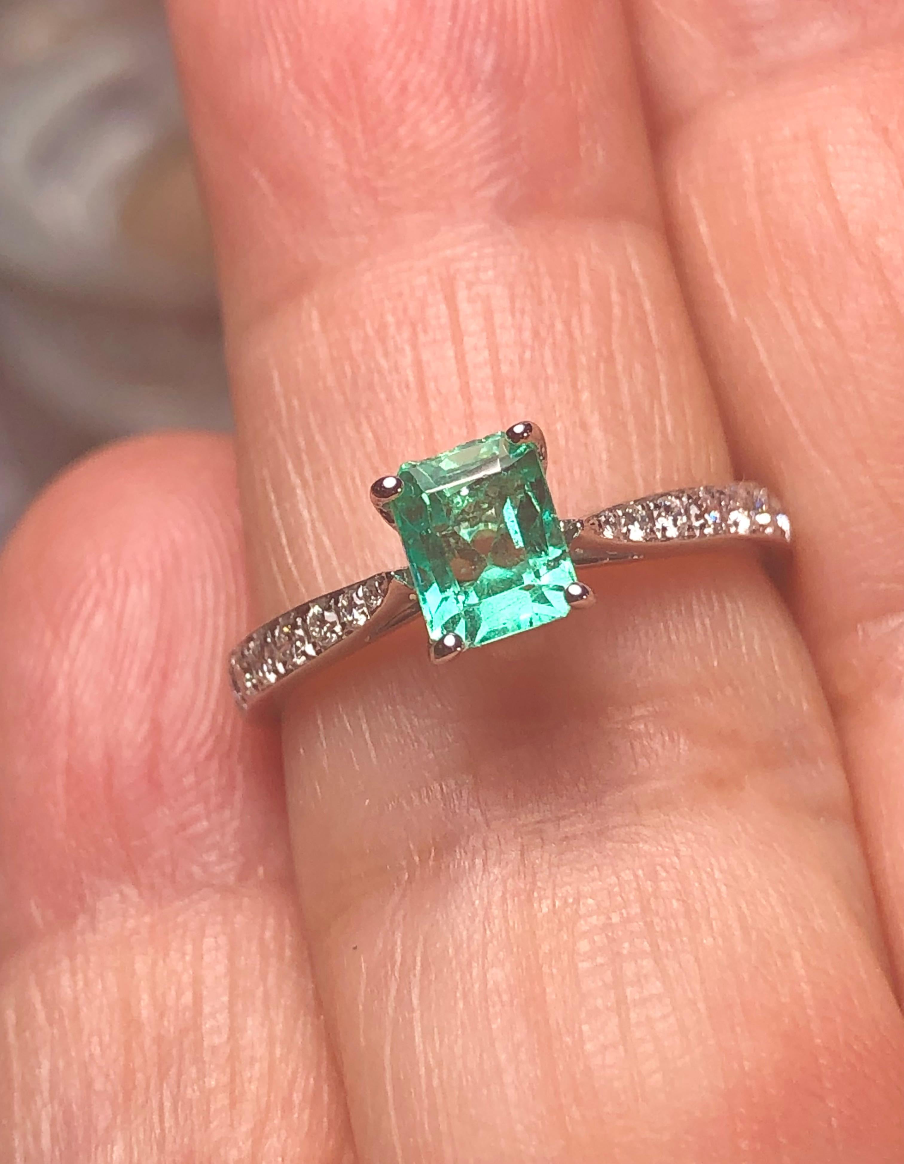 Emerald Cut Natural Emerald & Natural Diamond Engagement Ring 18K White Gold For Sale