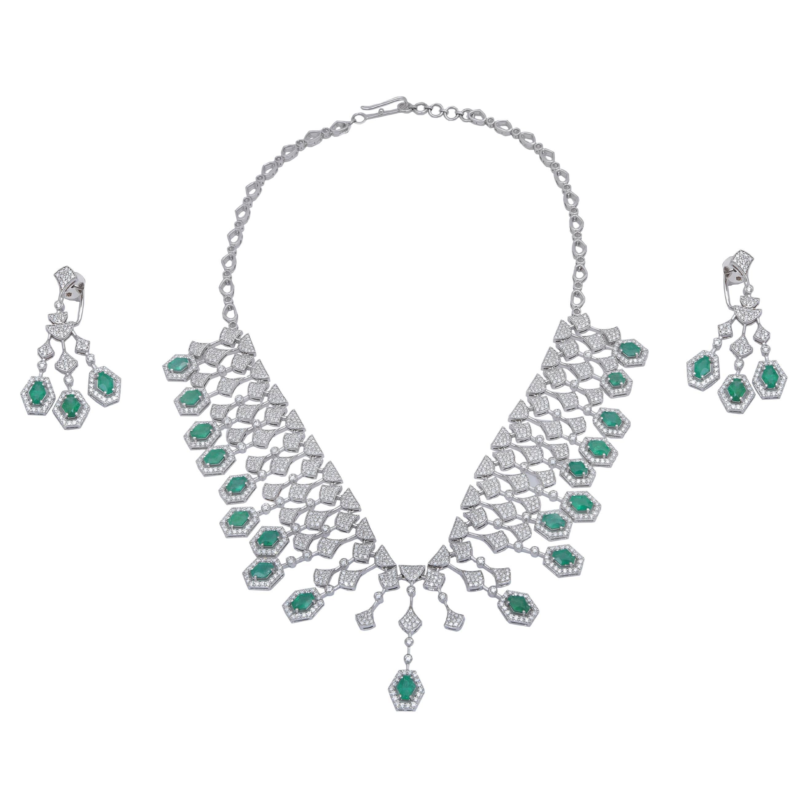 Natural Emerald Necklace with 10.75 Carats Diamond & 11.06 Emerald with 14k Gold For Sale