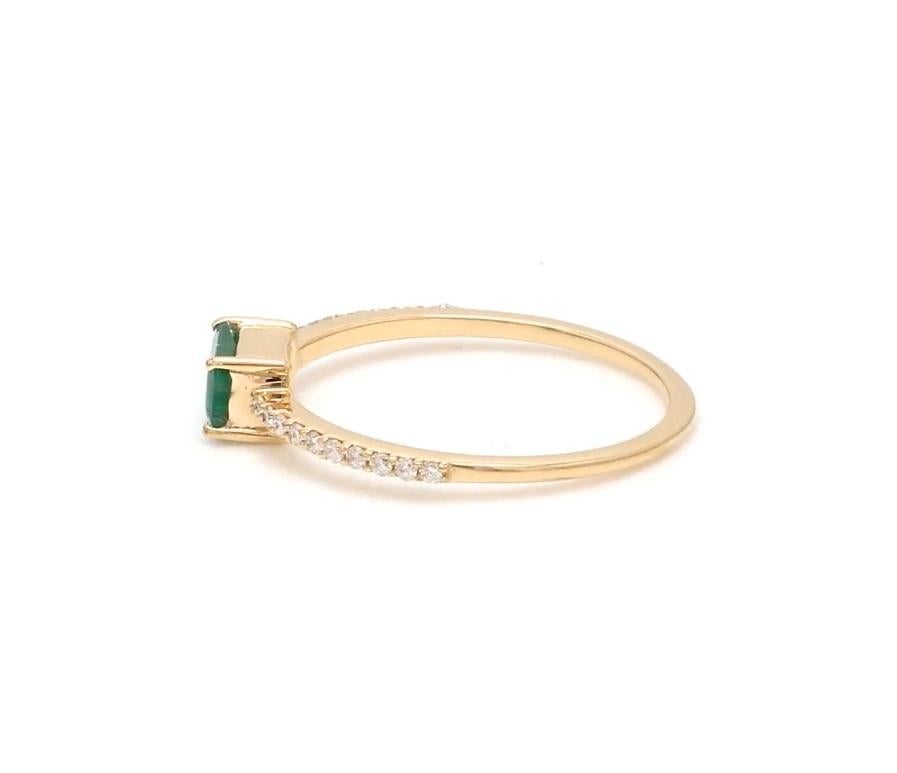 Bague octogonale en or 14 carats avec émeraude naturelle Pour femmes en vente