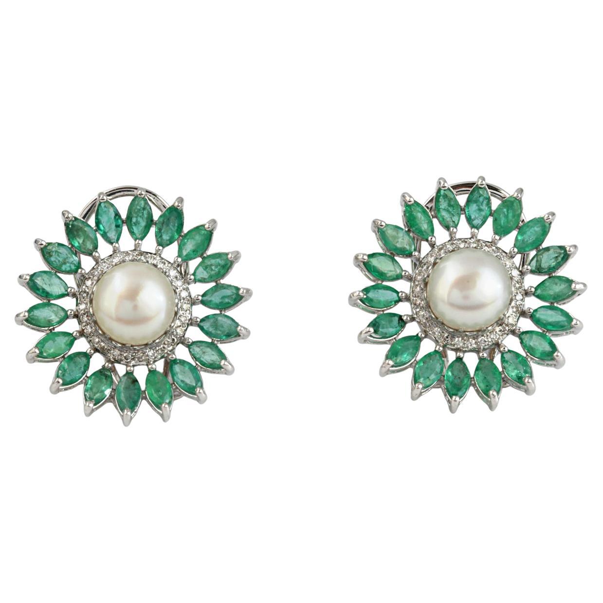 Natural emerald & Pearl earring with diamond 0.32 cts in 18k gold