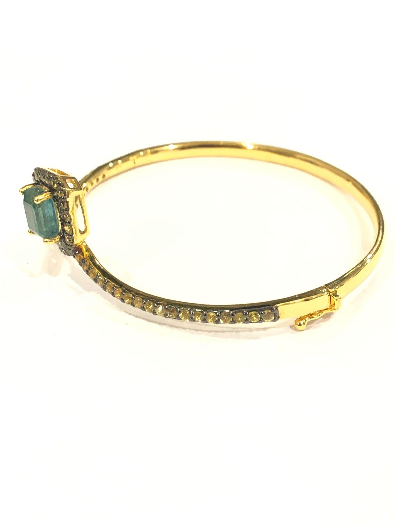 Natural Emerald & Peridot BOCHIC “Capri” Bracelet Set In 18K Gold & Silver en vente 1