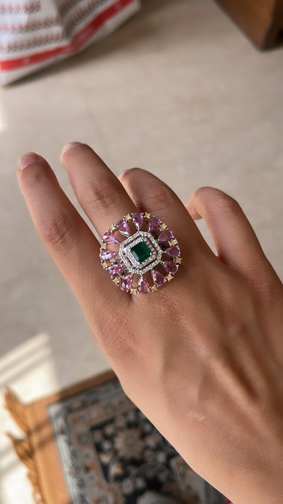 Women's or Men's Natural Emerald, Pink Sapphires & Yellow Diamonds Cocktail Ring Set in 18K Gold For Sale