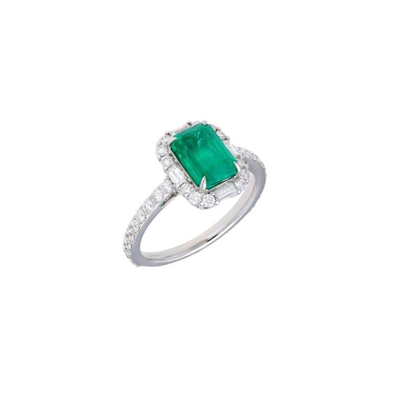 PRODUCT DETAILS -

===============

GEMSTONE DETAILS :

Gemstone : Emerald

Gemstone Weight : 1.82 Cts

Gemstone Size : 8.5X6 MM Approx

Gemstone Shape : Octagon Cut

Gemstone Type : Natural



DIAMOND DETAILS :

Diamond Weight : 0.8 Cts.

Diamond