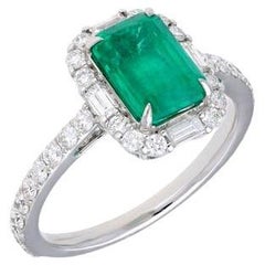 Natural Emerald Ring 1.82 Cts Gemstone Jewellery / 18k White Gold Ring