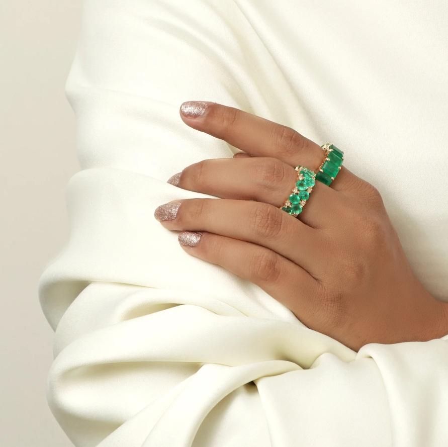 Natürlicher Smaragdring aus 14 Karat Gold im Zustand „Neu“ im Angebot in jaipur, IN