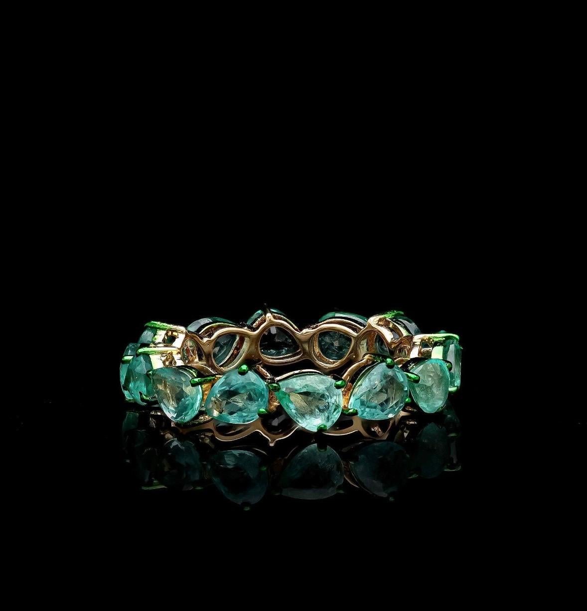 Natürlicher Smaragd Ring in 18k Gold (Smaragdschliff) im Angebot