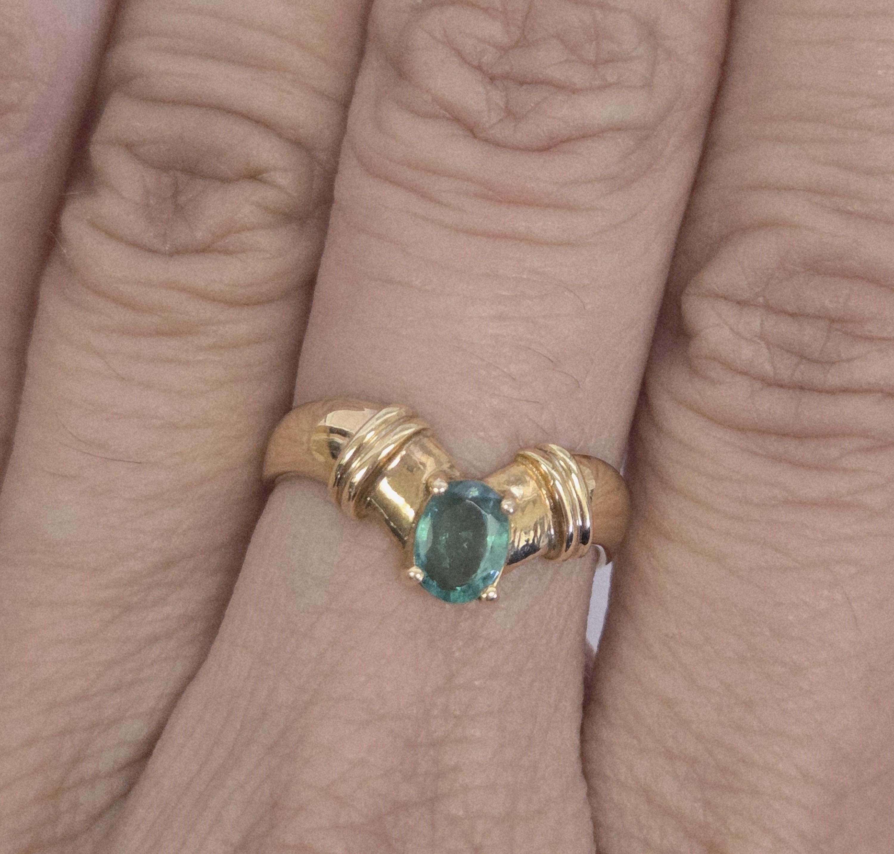Natürlicher Smaragd Ring in 18K Gold im Angebot 4