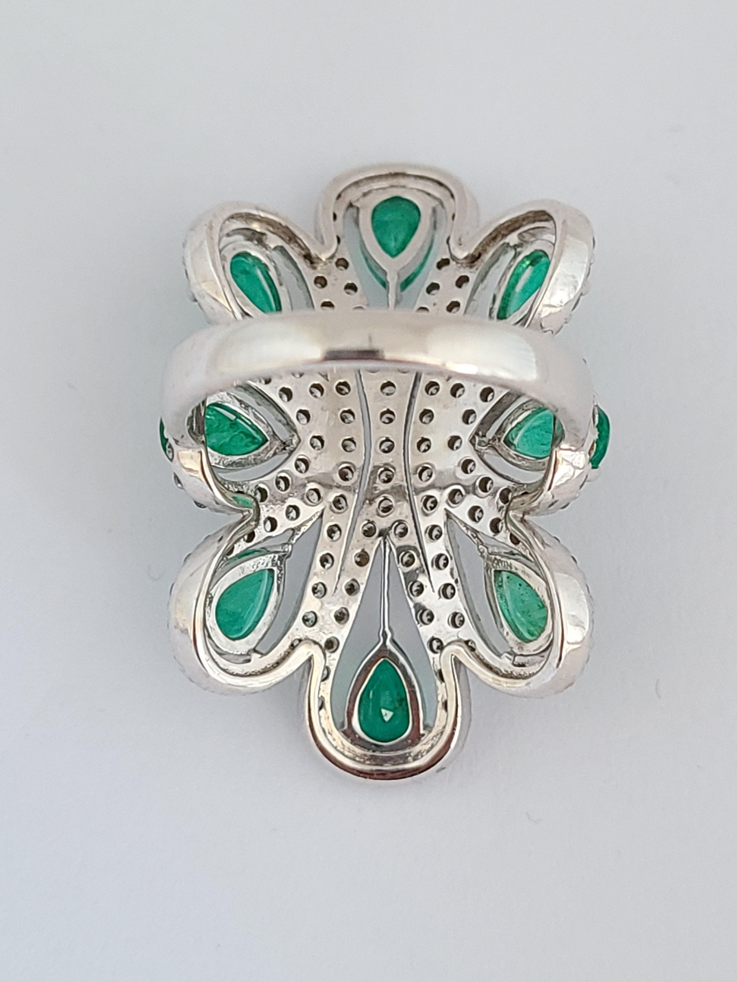 Natural Emerald Ring Set in 18 Karat Gold with Diamonds 1