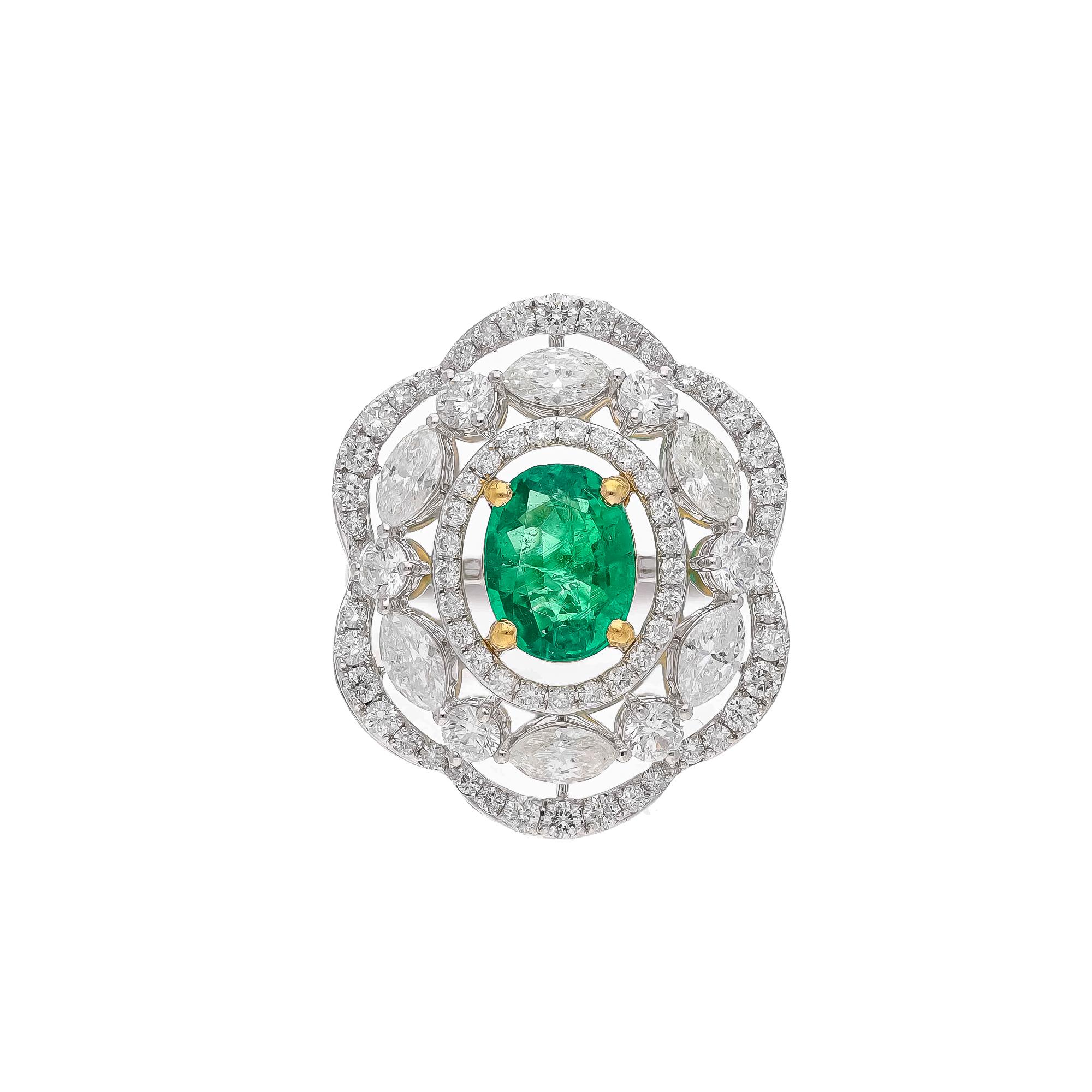 Diamonds : 2.54 carats
Emerald : 1.61 carats
Gold : 7.39 gm( 18k)

This is a beautiful natural columbian emerald ring with very high quality emeralds and diamonds ( vsi and G colour

Its very hard to capture the true color and luster of the stone, I