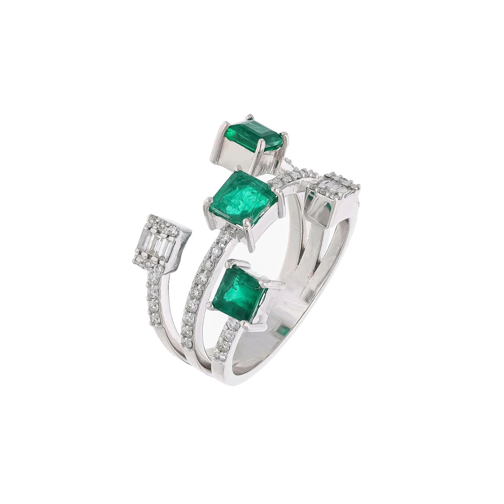 Mixed Cut Natural Emerald Ring with Diamond in 18k Gold