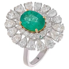 Natural columbian  Emerald Ring with Diamond in 18k Gold