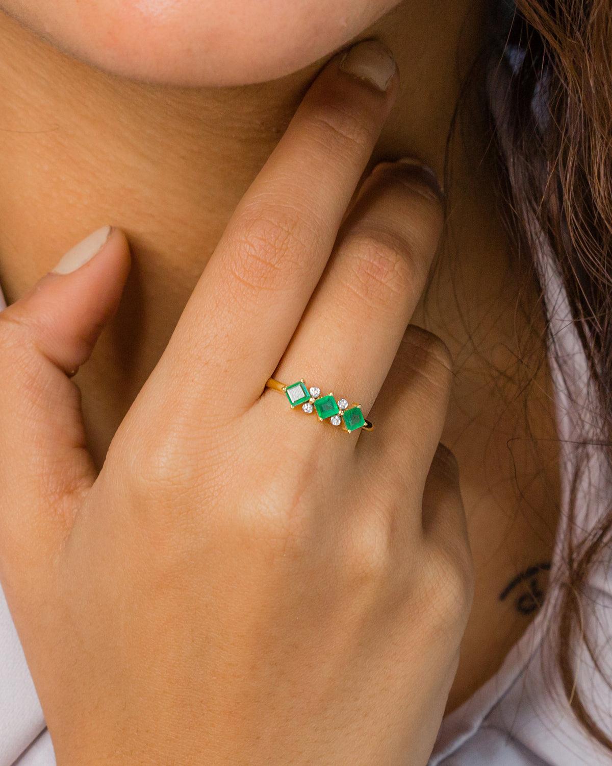 Natural Emerald Rings in 14K In New Condition For Sale In jaipur, IN