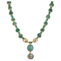 Natural Emerald Rough Cut Floral Pendant - 14K Gold Pumpkin Bead Necklace 585