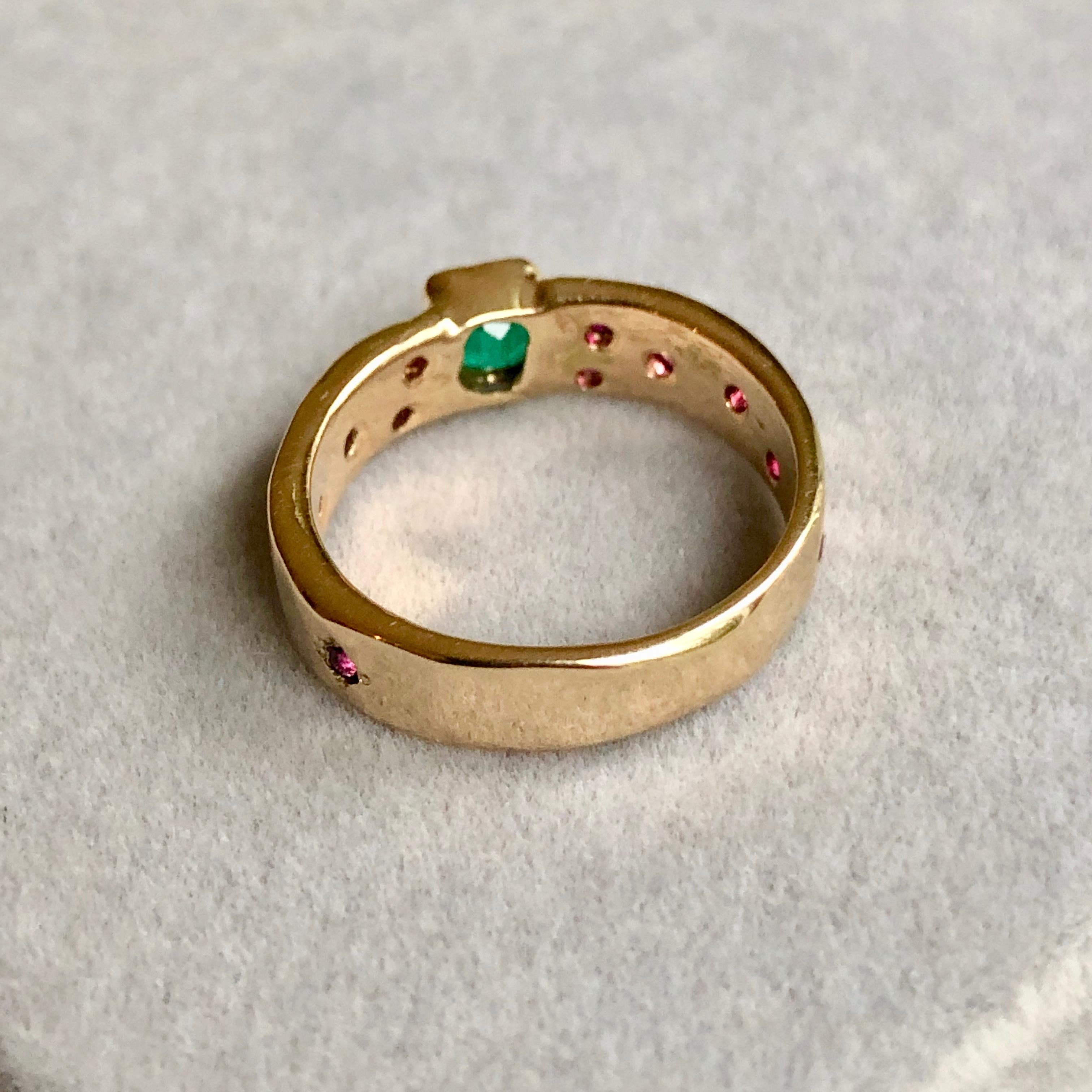 Emerald Cut Natural Emerald Ruby Band Ring Rare Hammered 18 Karat