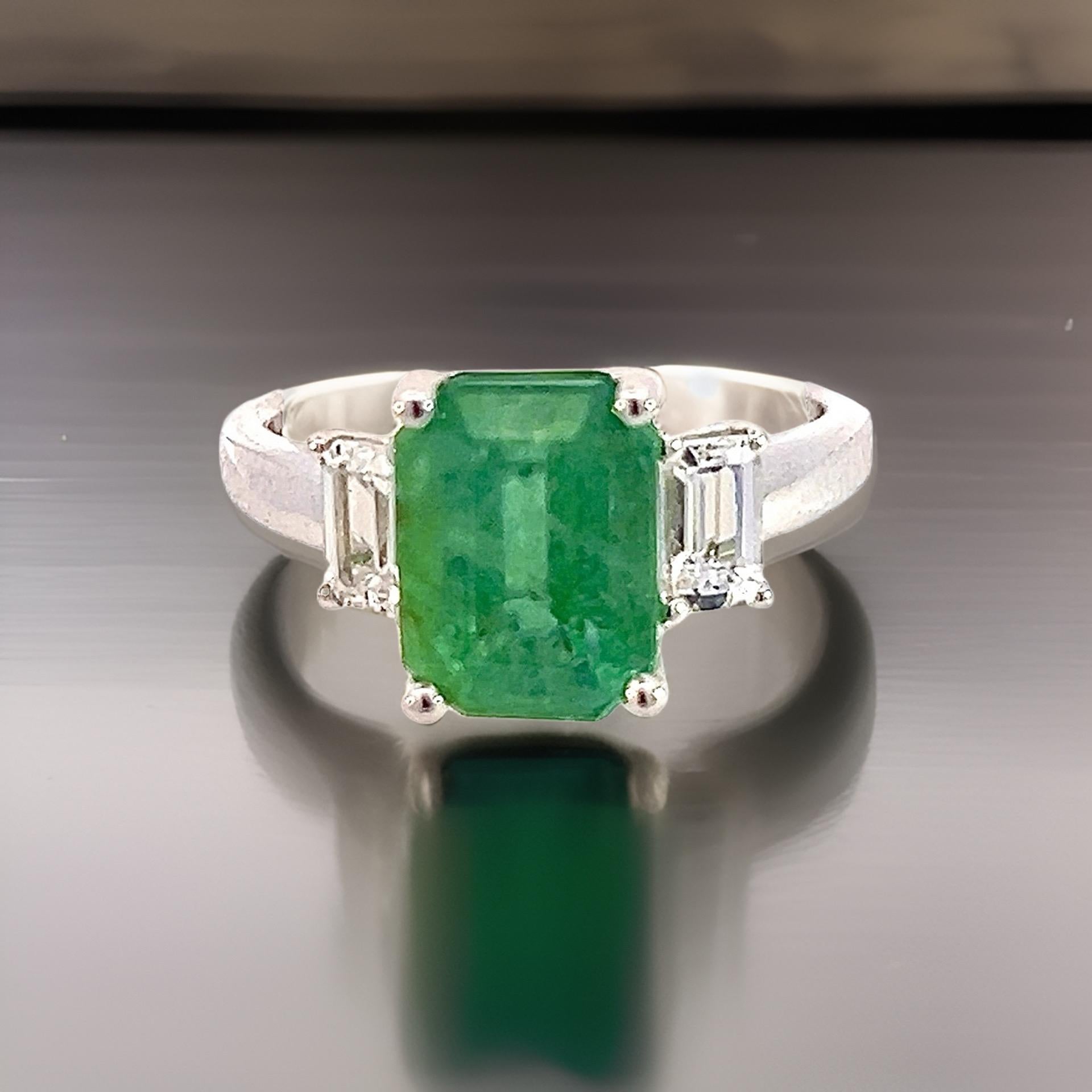 Natural Emerald Sapphire Ring 6.25 14k White Gold 3.49 TCW Certified  For Sale 6