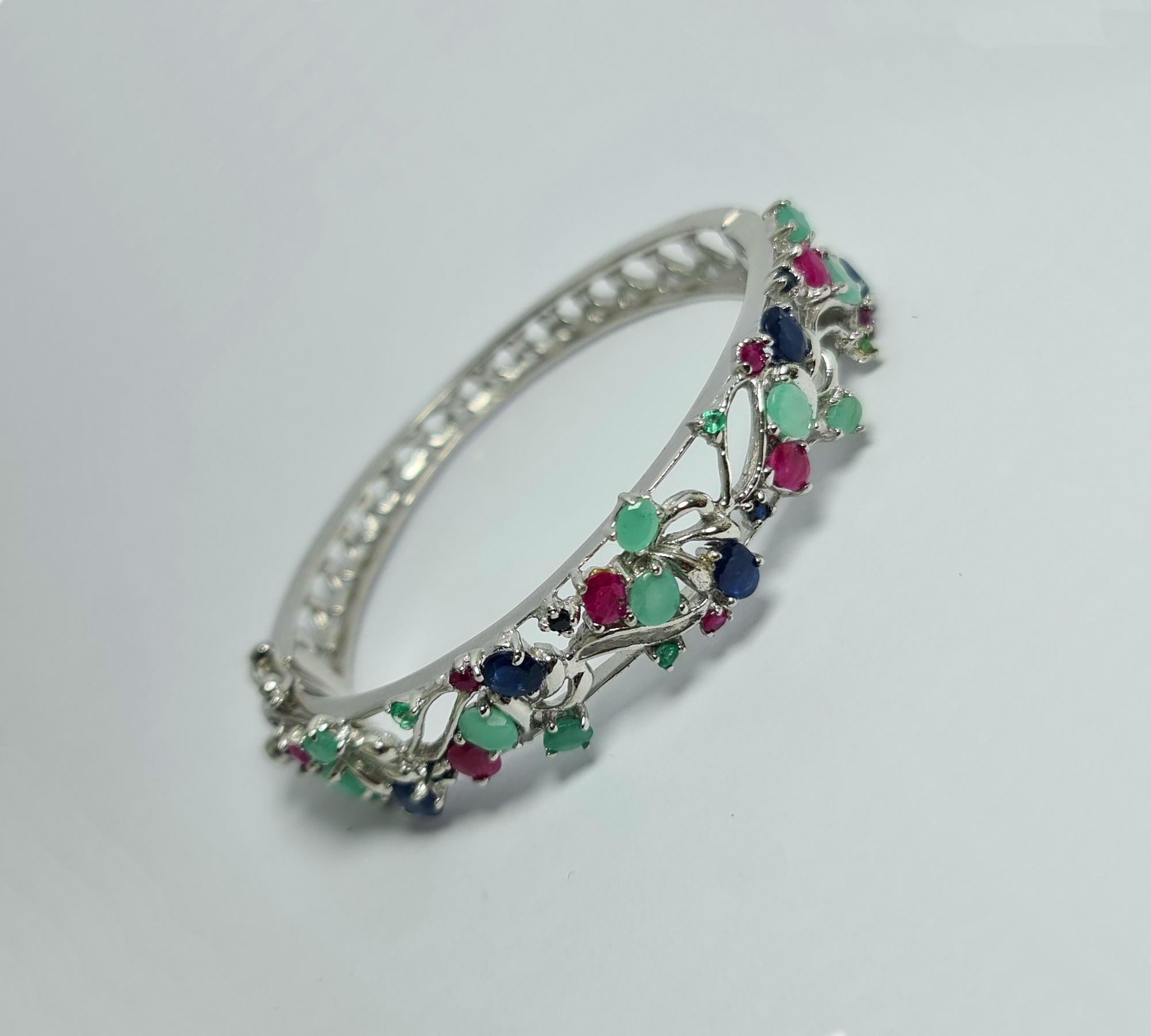 Women's Natural Emerald Sapphire Ruby Tutti Frutti .925 Sterling Silver Rhodium Bangle For Sale