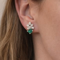 Orecchini a grappolo con smeraldo naturale SI Clarity HI Color Diamond Cluster Earrings Oro bianco 14k