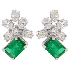 Orecchini a grappolo con smeraldo naturale SI Clarity HI Color Diamond Cluster Earrings Oro bianco 14k