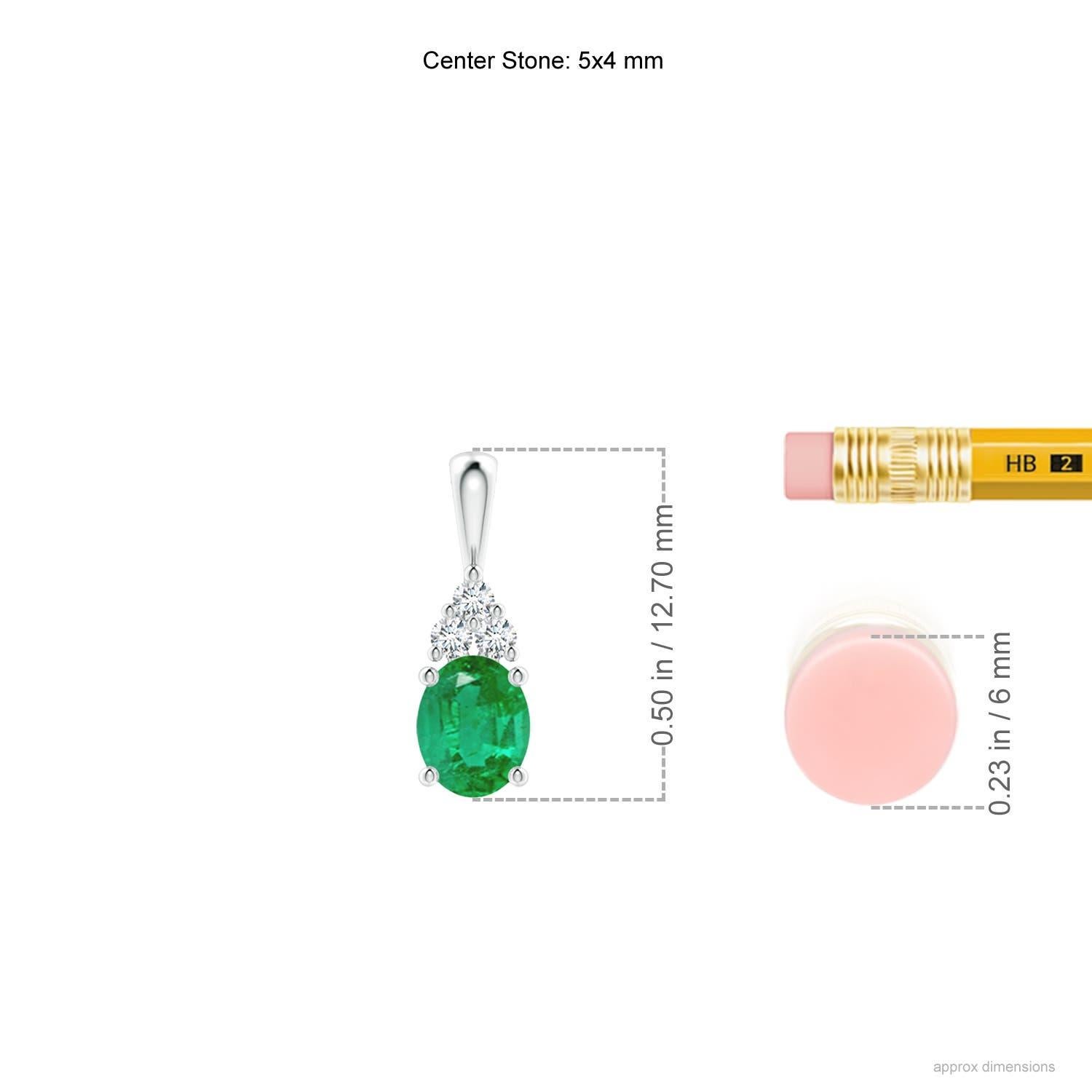 Modern Natural Emerald Solitaire Pendant with Diamond in Platinum Size-5x4mm For Sale