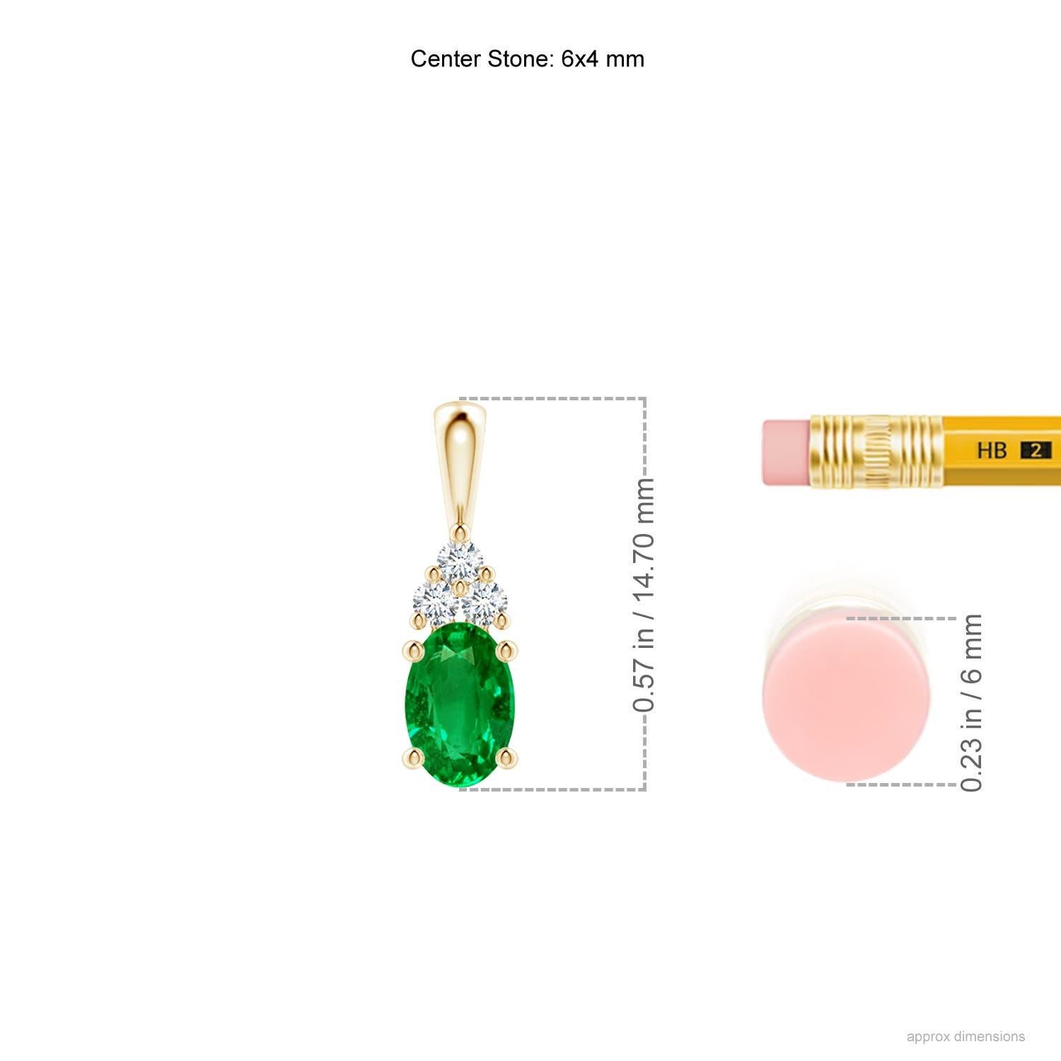 Modern Natural Emerald Solitaire Pendant with Diamond in Yellow Gold Size-6x4mm For Sale