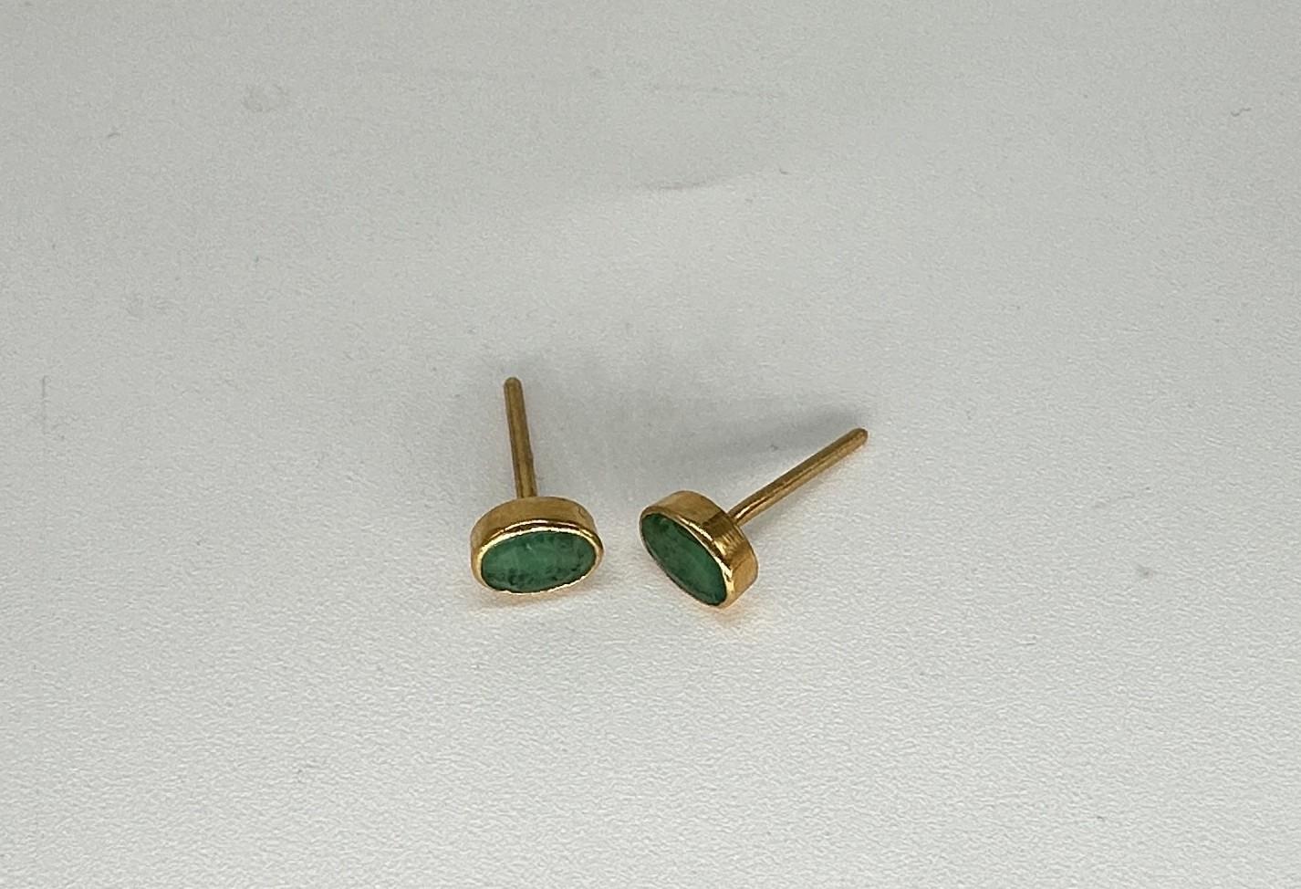 -------------------------------------------------
*DETTAGLI- ( R299)
-------------------------------------------------
- Metallo: Argento
-Purezza del metallo: argento 925.
-Colore del metallo- Oro Vermeil 18