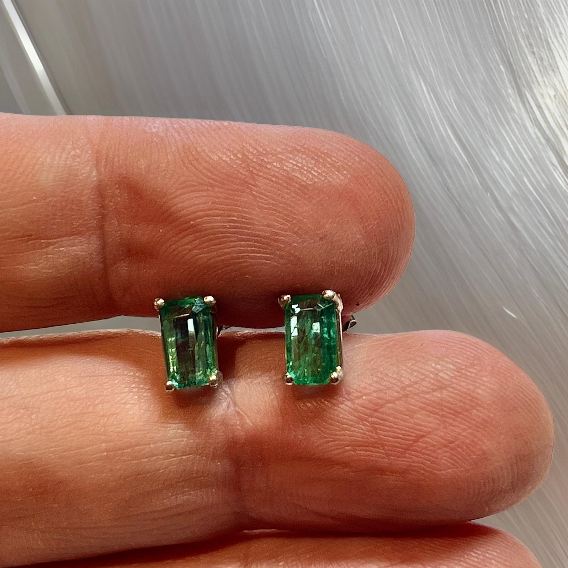Emerald Cut Natural Emerald Stud Earrings 14k White Gold 1.25 Cts Certified For Sale