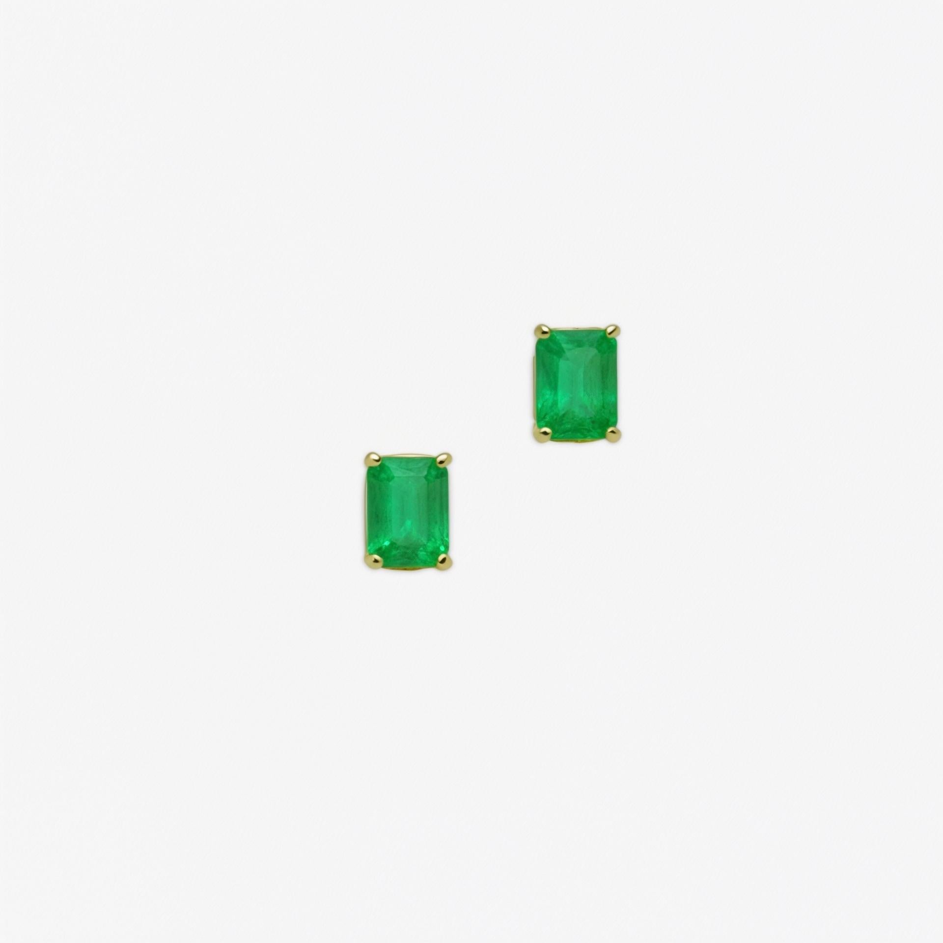 Clous d'oreilles en or jaune 14 carats avec émeraude naturelle certifiée 1,70 TCW Neuf - En vente à Brooklyn, NY
