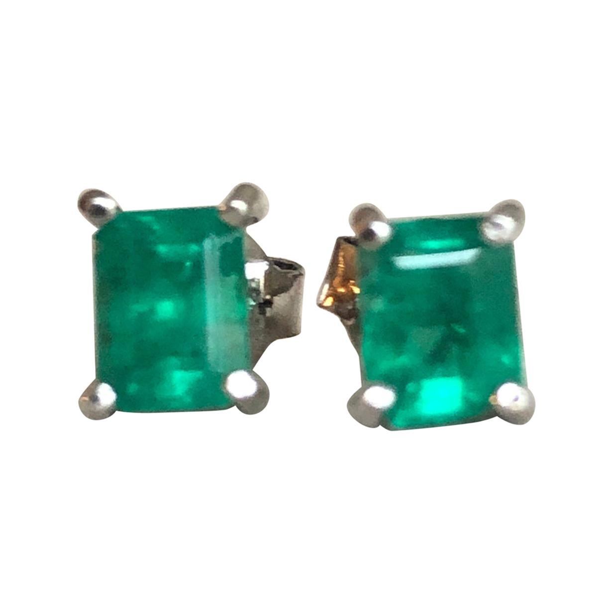 Natural Emerald Stud Earrings 18 Karat White Gold