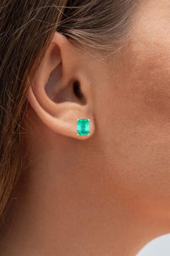Natural Emerald Stud Earrings 2.74 Carats 14K Yellow Gold