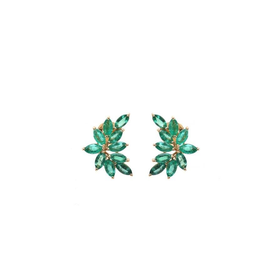 Natural zambian emerald studs in 18k gold Corte Asscher en venta