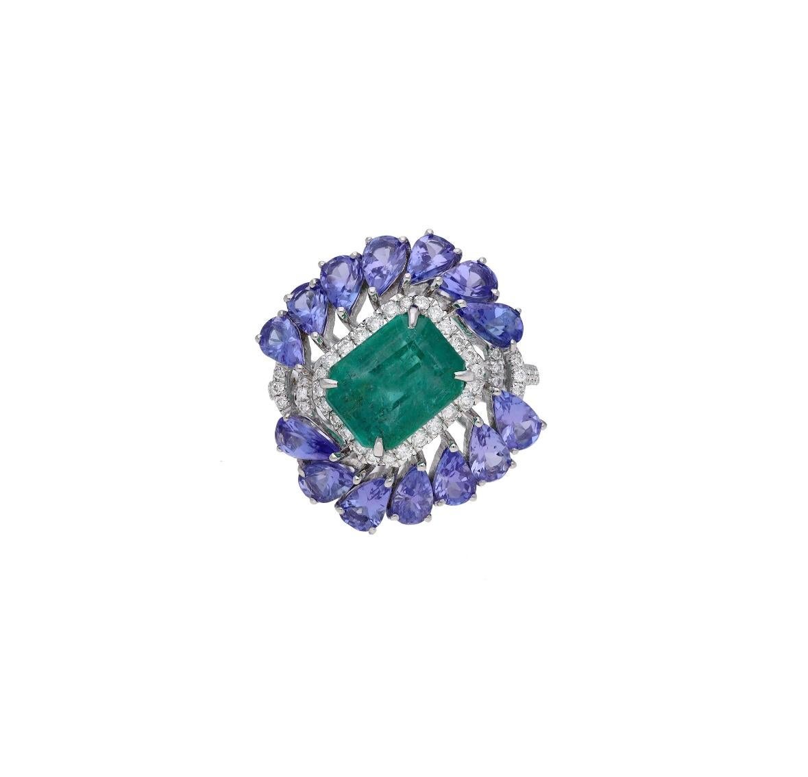 Natürlicher Smaragd-Tansanit-Diamant-Ring aus 18 Karat Gold im Zustand „Neu“ im Angebot in jaipur, IN