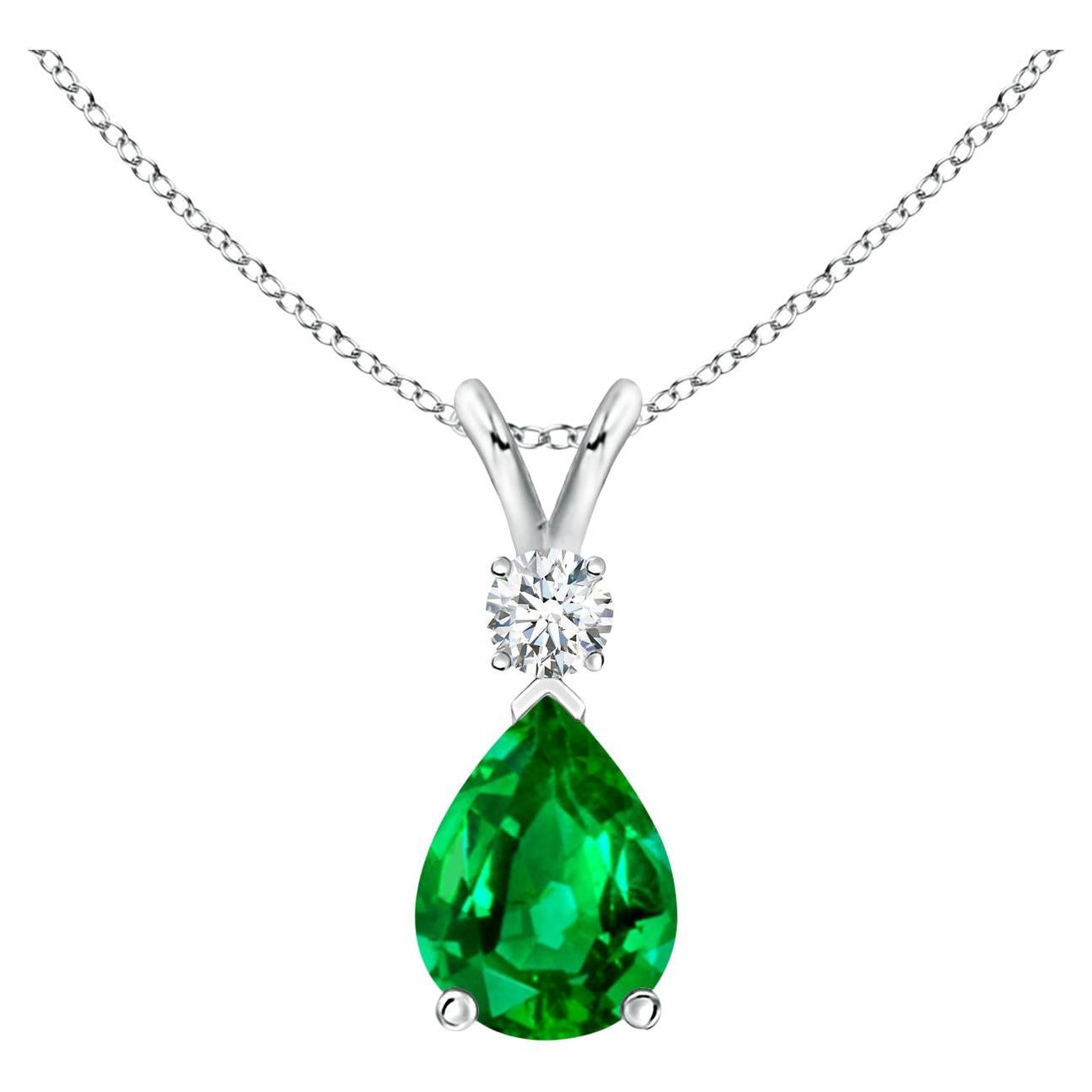 Natural Emerald Teardrop Pendant with Diamond in Platinum (Size-8x6mm) For Sale