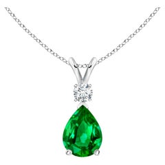 Natural Emerald Teardrop Pendant with Diamond in Platinum (Size-8x6mm)